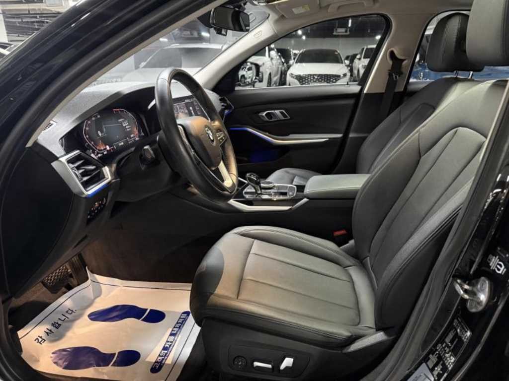 BMW 3시리즈 3시리즈 (G20) 320d 이미지 8