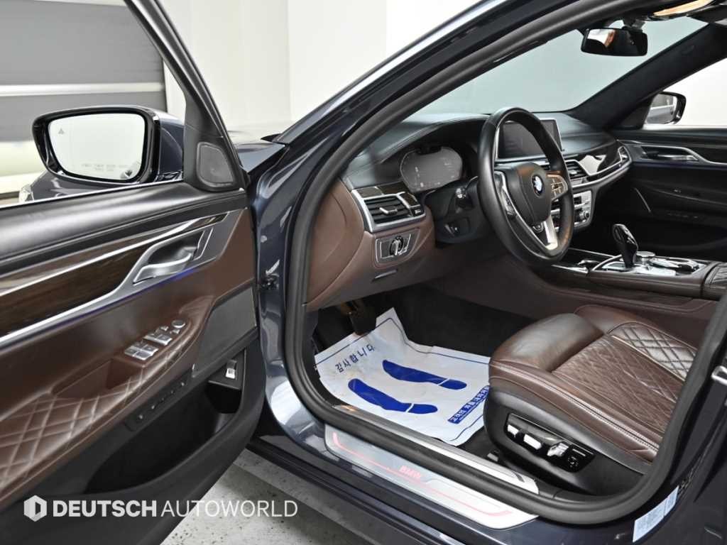 BMW 7시리즈 7시리즈 (G11) 740Li xDrive M SPORT 스포츠 이미지 11