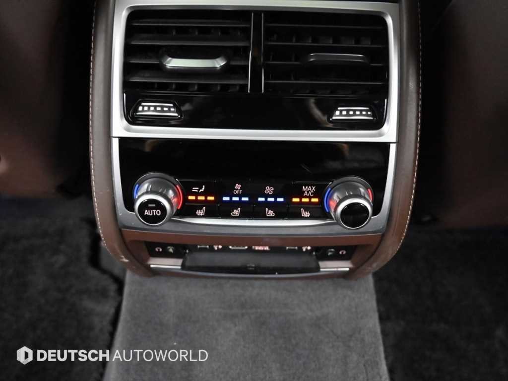 BMW 7시리즈 7시리즈 (G11) 740Li xDrive M SPORT 스포츠 이미지 16