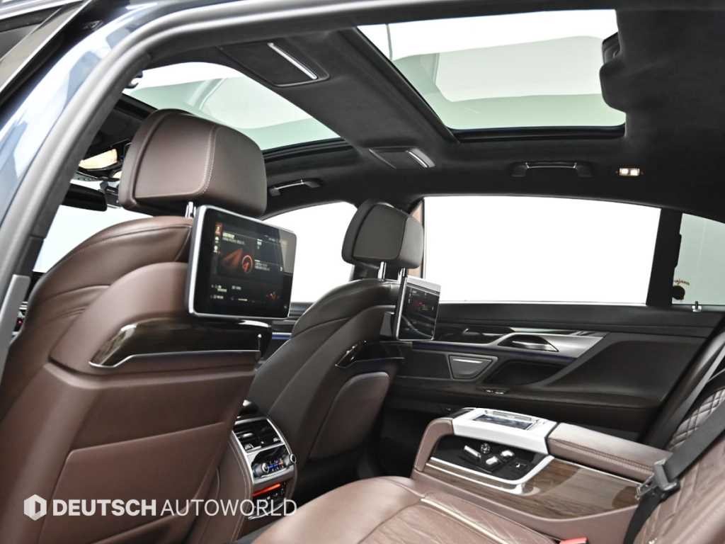 BMW 7시리즈 7시리즈 (G11) 740Li xDrive M SPORT 스포츠 이미지 18