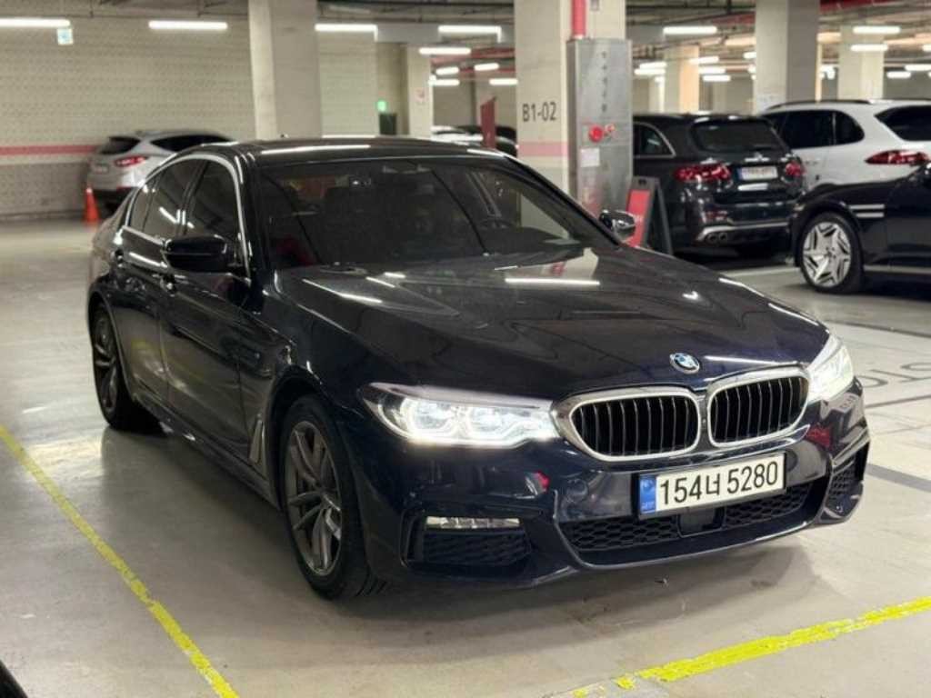 BMW 5시리즈 5시리즈 (G30) 530i xDrive M 스포츠 플러스 이미지 2