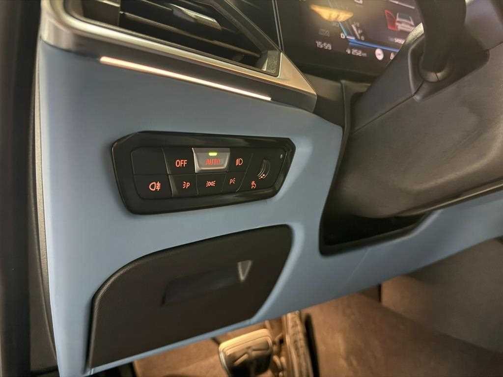 BMW 3시리즈 M3 (F80, E90) M3 컴패티션 M xDrive 이미지 13