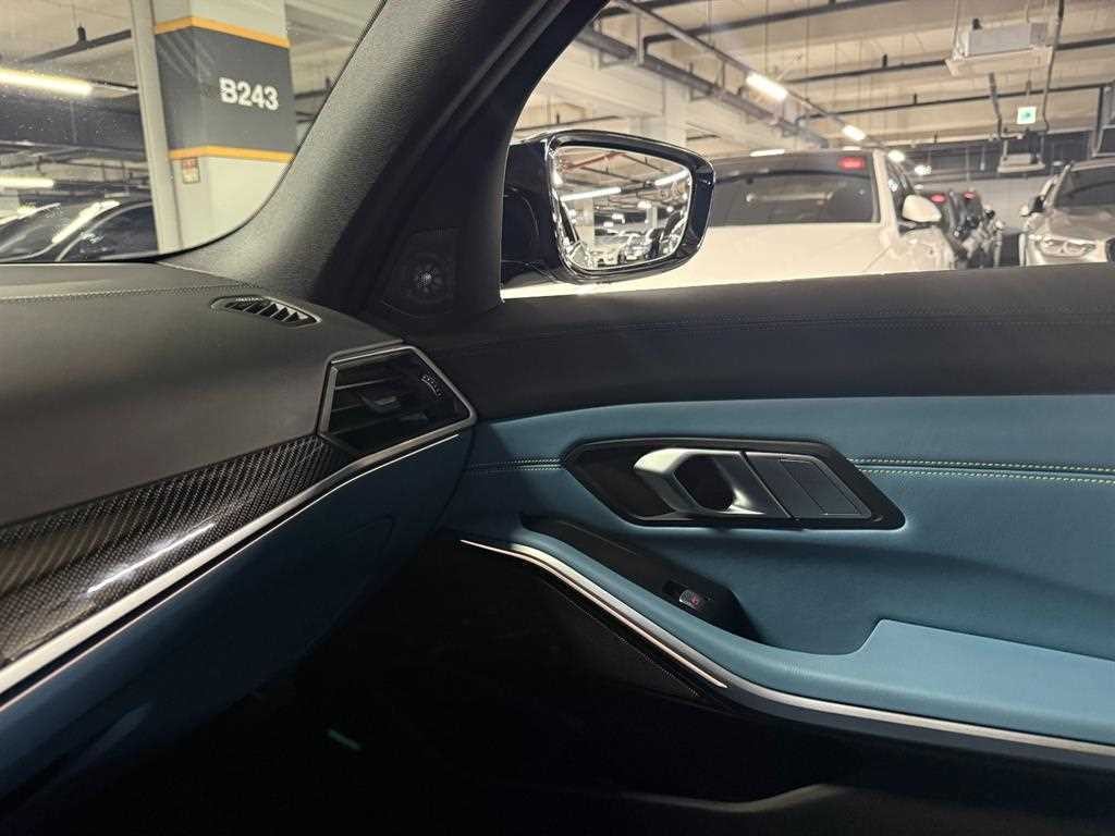 BMW 3시리즈 M3 (F80, E90) M3 컴패티션 M xDrive 이미지 16