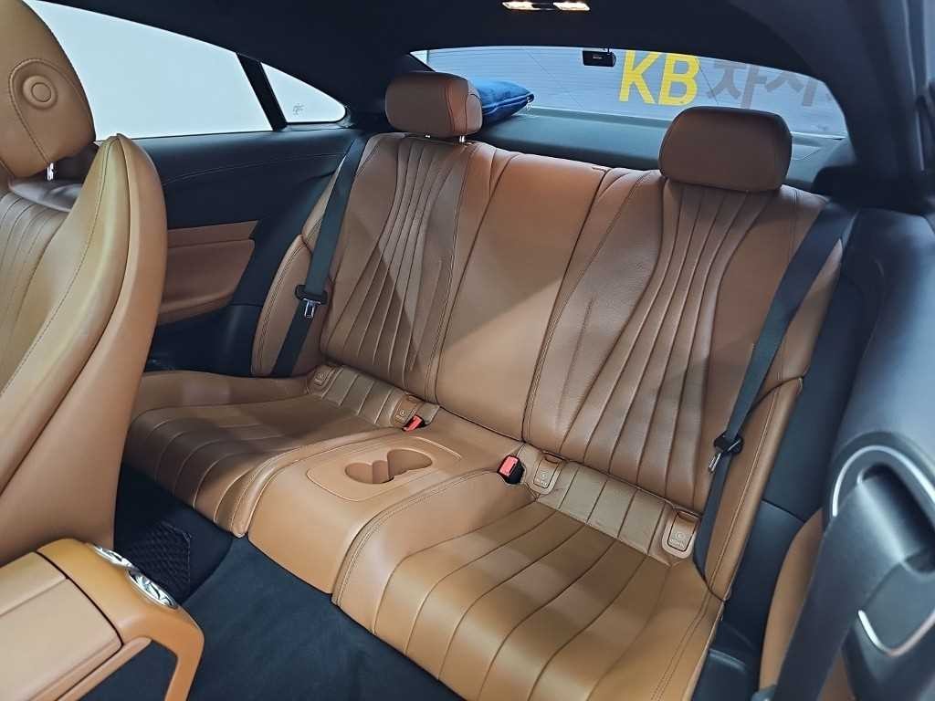 벤츠 E 클래스 E-클래스 W213 E450 4MATIC 쿠페 이미지 12