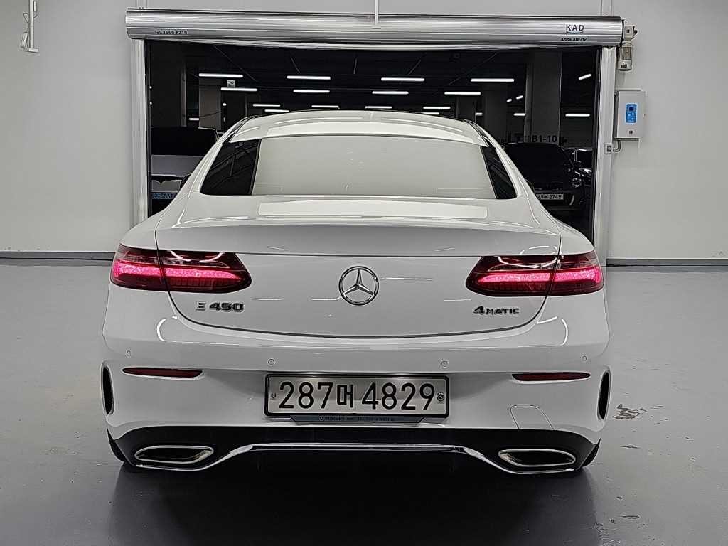 벤츠 E 클래스 E-클래스 W213 E450 4MATIC 쿠페 이미지 3