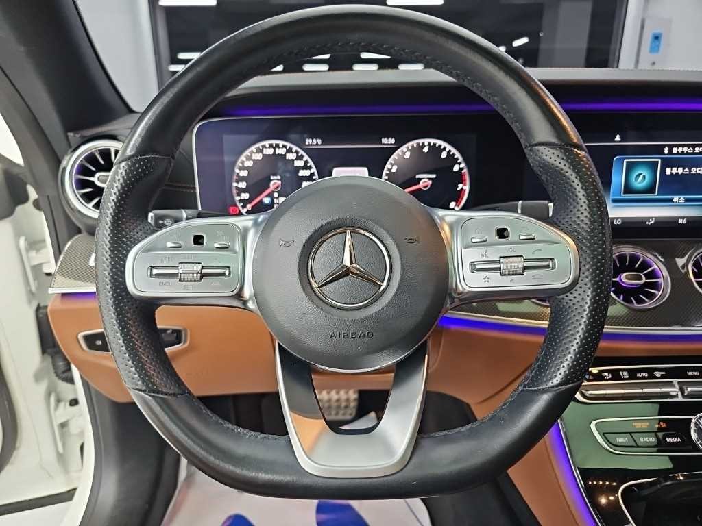 벤츠 E 클래스 E-클래스 W213 E450 4MATIC 쿠페 이미지 9