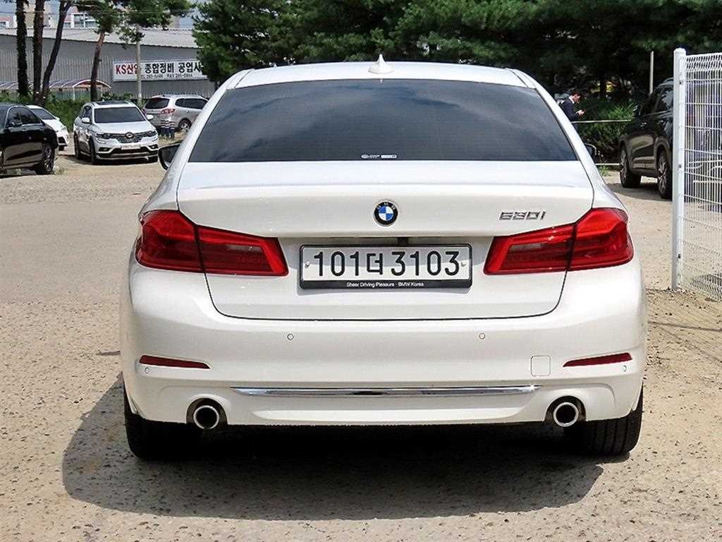 BMW 5시리즈 5시리즈 (G30) 530i 럭셔리 플러스 이미지 4