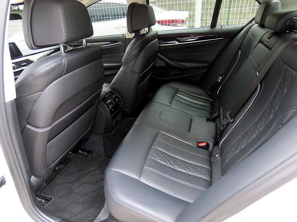 BMW 5시리즈 5시리즈 (G30) 530i 럭셔리 플러스 이미지 6