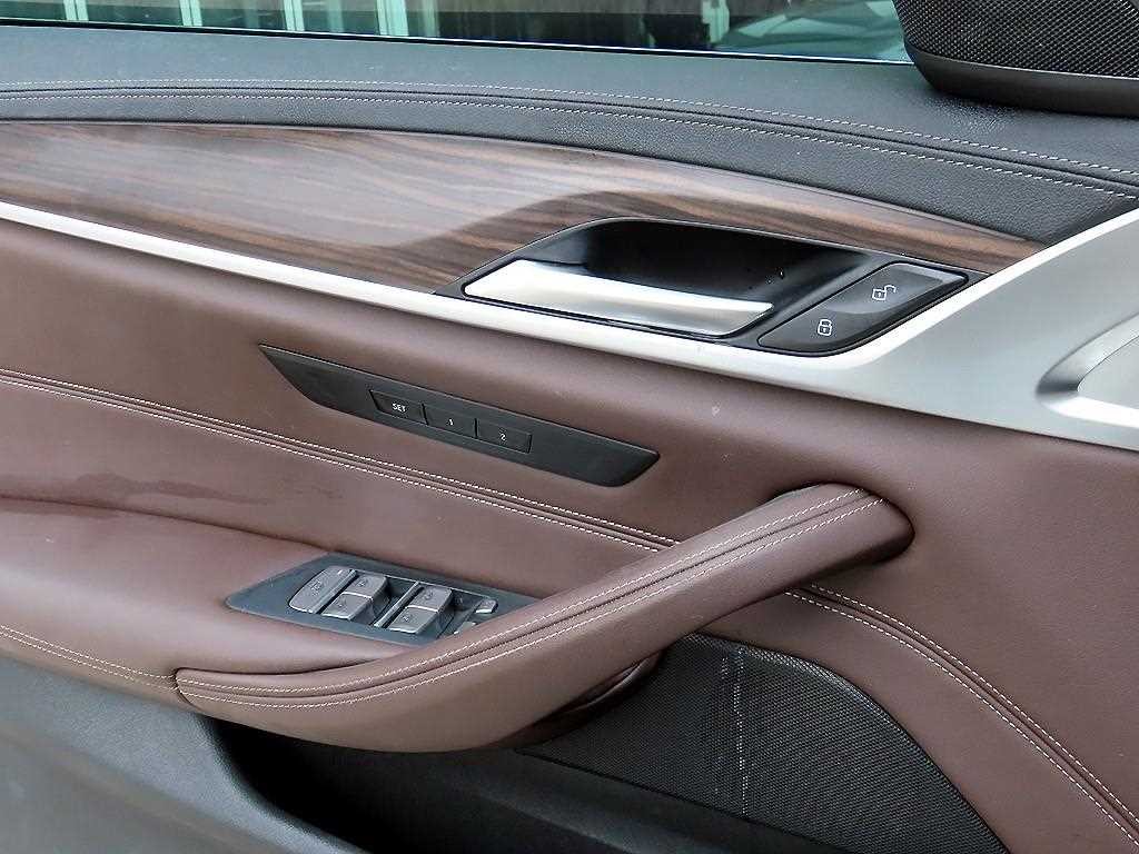 BMW 5시리즈 5시리즈 (G30) 523d 럭셔리 이미지 12