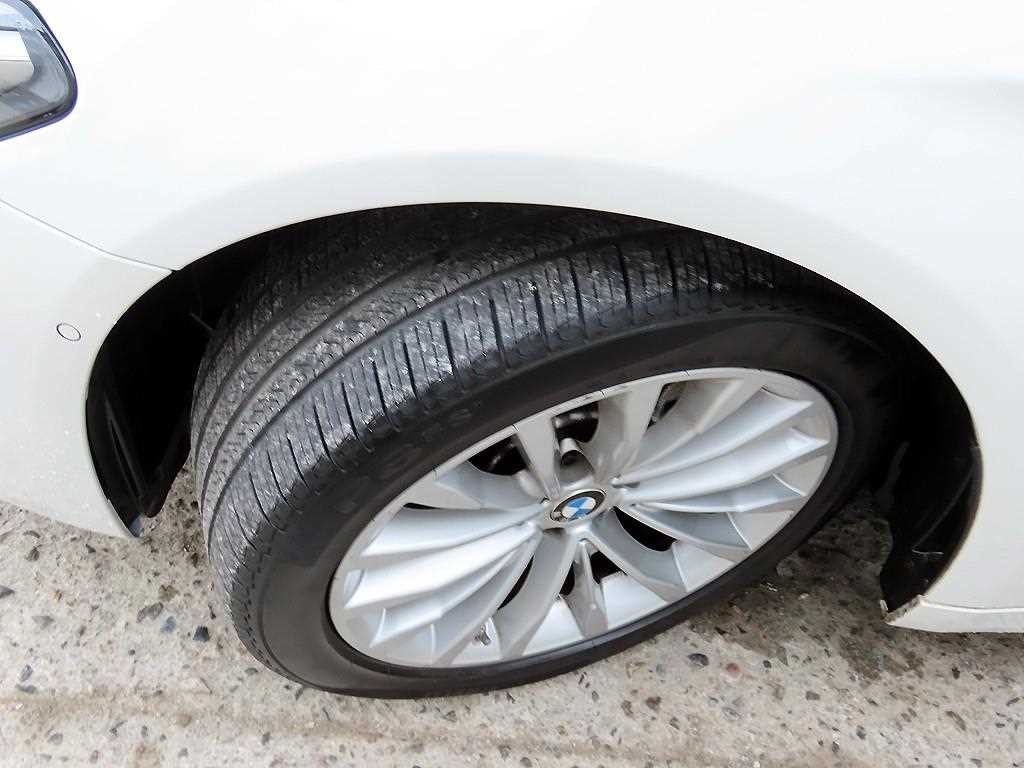 BMW 5시리즈 5시리즈 (G30) 523d 럭셔리 이미지 20