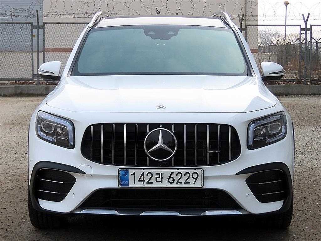 벤츠 GLB 클래스 GLB클래스 X247 AMG GLB 35 4MATIC 이미지 1