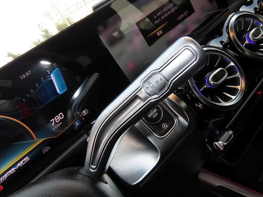 벤츠 GLB 클래스 GLB클래스 X247 AMG GLB 35 4MATIC 이미지 10