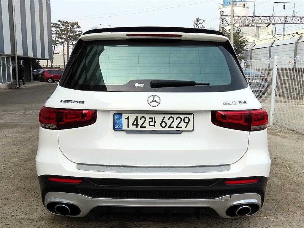 벤츠 GLB 클래스 GLB클래스 X247 AMG GLB 35 4MATIC 이미지 4