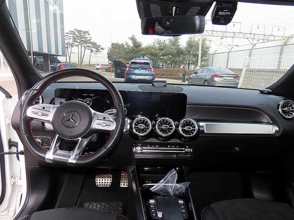 벤츠 GLB 클래스 GLB클래스 X247 AMG GLB 35 4MATIC 이미지 7
