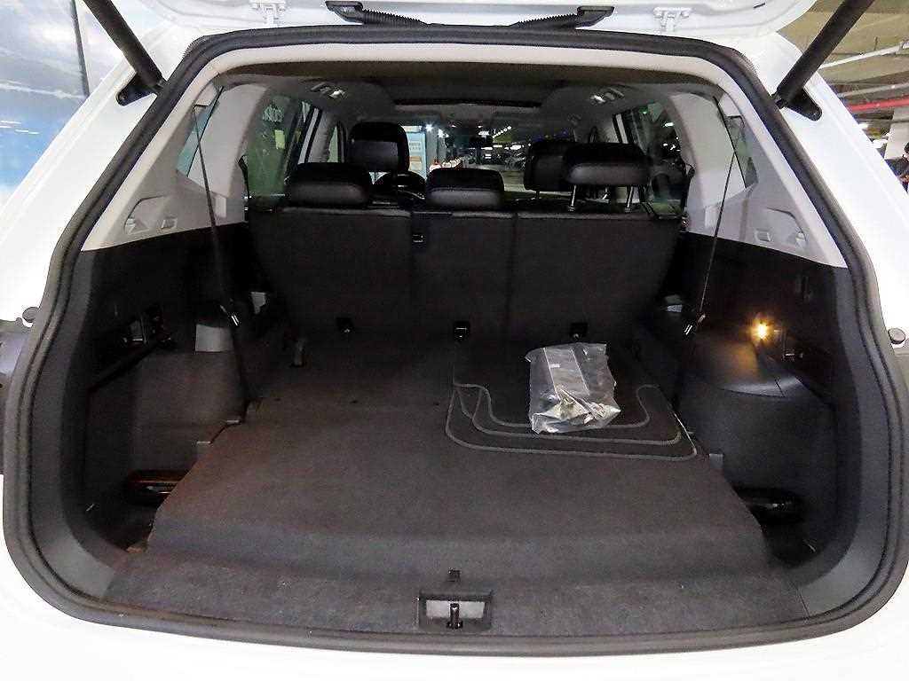 폭스바겐 티구안 티구안 올스페이스 2.0 TDI 프레스티지 이미지 17