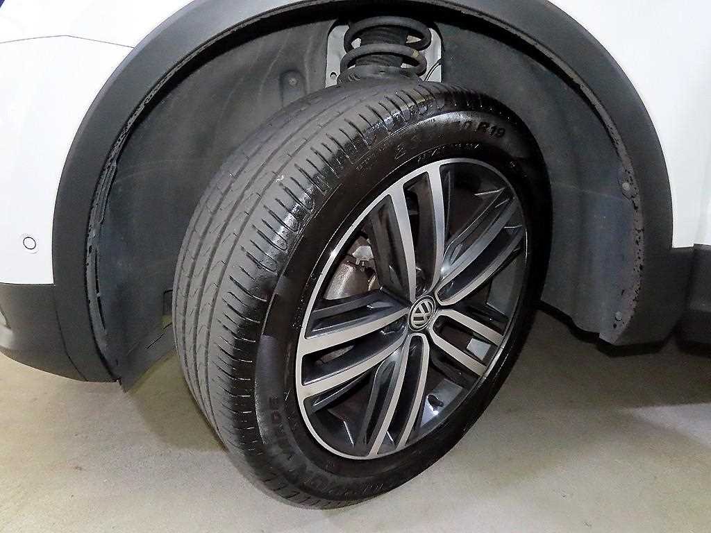 폭스바겐 티구안 티구안 올스페이스 2.0 TDI 프레스티지 이미지 20