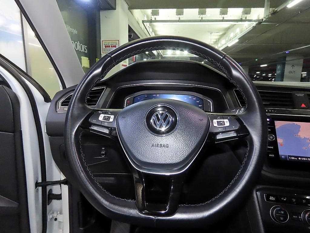 폭스바겐 티구안 티구안 올스페이스 2.0 TDI 프레스티지 이미지 8