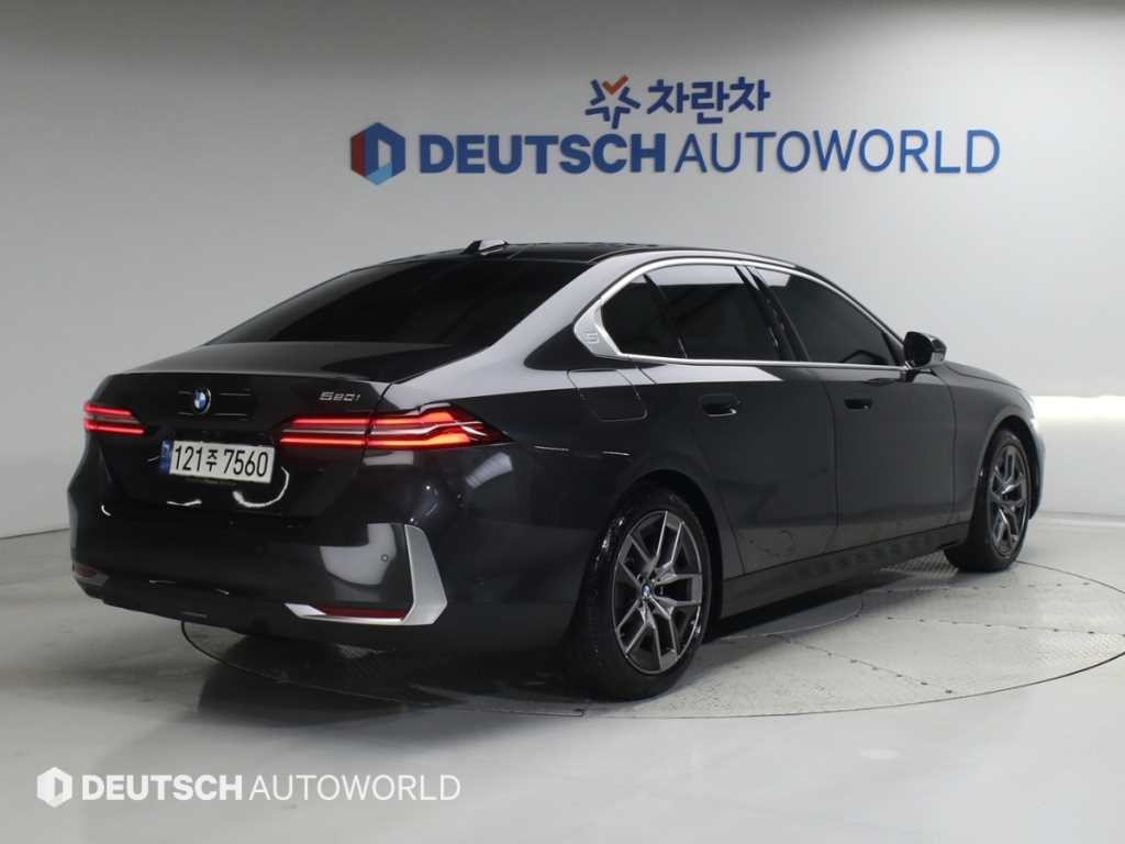 BMW 5시리즈 5시리즈 (G60) 520i 기본형 이미지 2