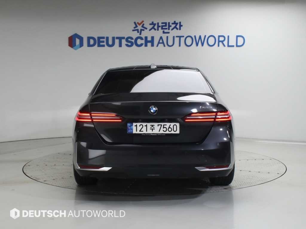 BMW 5시리즈 5시리즈 (G60) 520i 기본형 이미지 4
