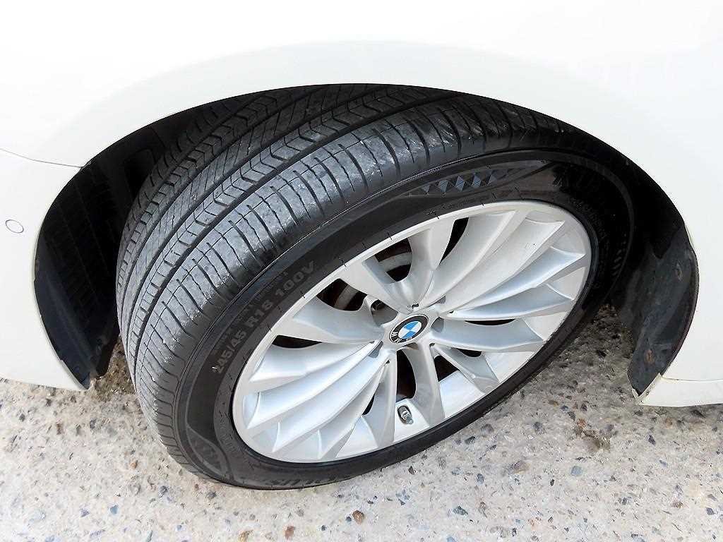 BMW 5시리즈 5시리즈 (G30) 520d 럭셔리 플러스 이미지 20
