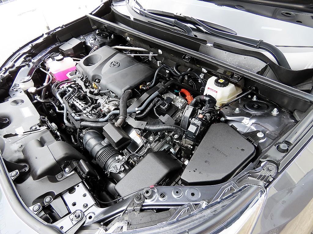 토요타 라브4 RAV4(5세대) 2.5 2WD 하이브리드 XLE 이미지 19