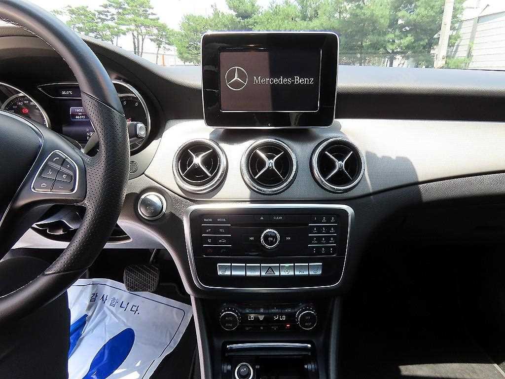 벤츠 CLA 클래스 CLA클래스 CLA 250 4MATIC 이미지 12