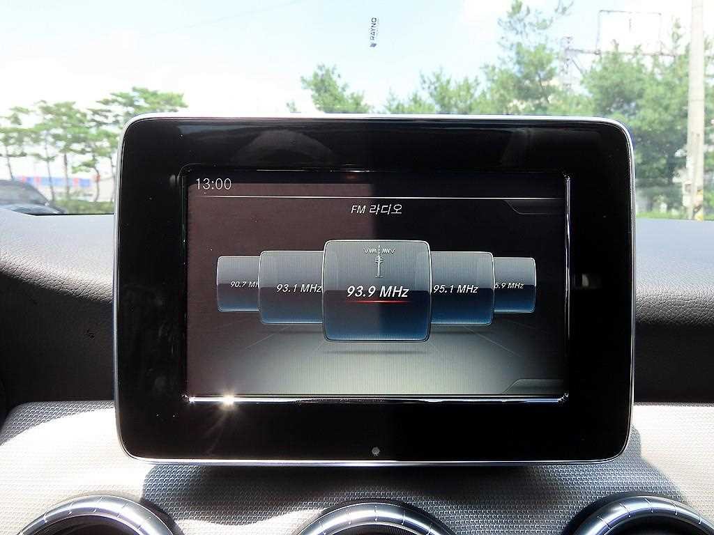 벤츠 CLA 클래스 CLA클래스 CLA 250 4MATIC 이미지 14