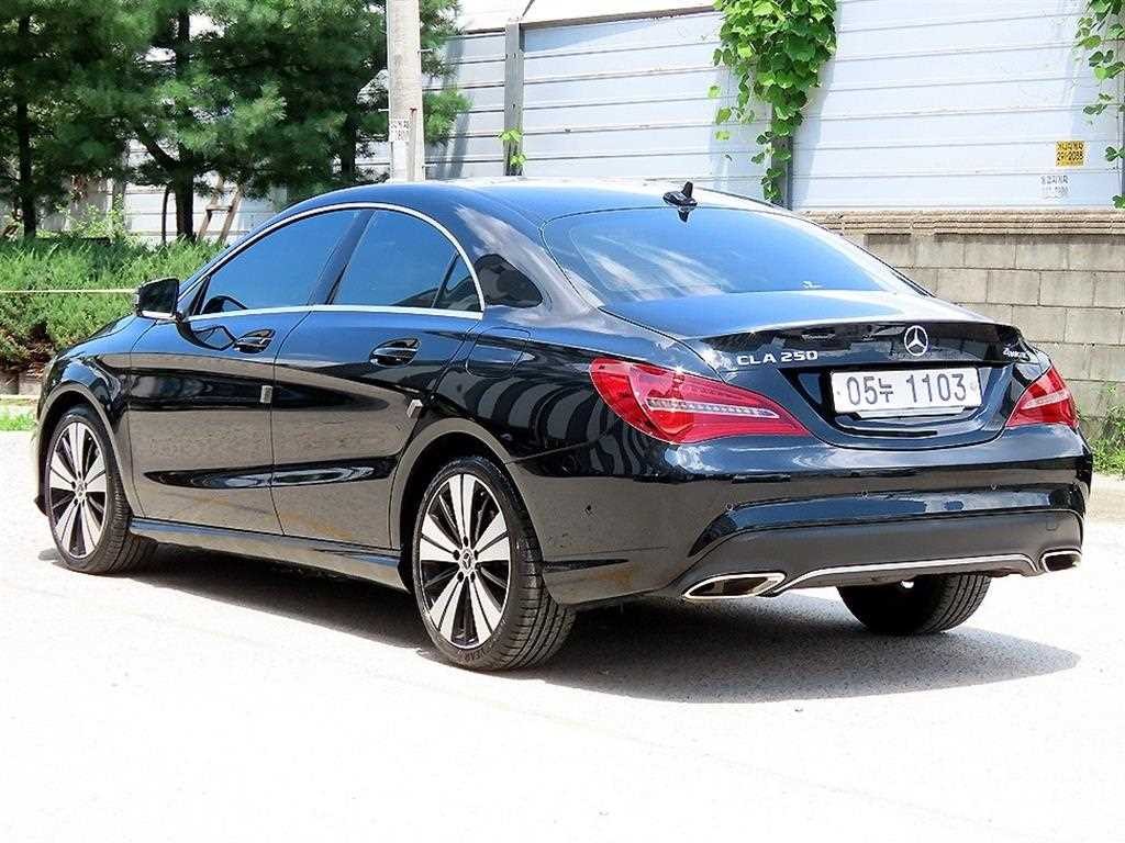 벤츠 CLA 클래스 CLA클래스 CLA 250 4MATIC 이미지 3