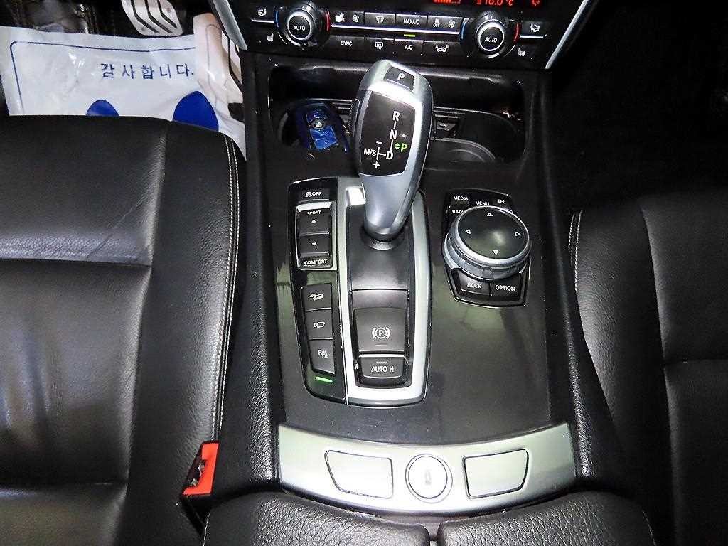 BMW 그란투리스모 5시리즈 GT (F07) GT 30d xDRIVE 이미지 12
