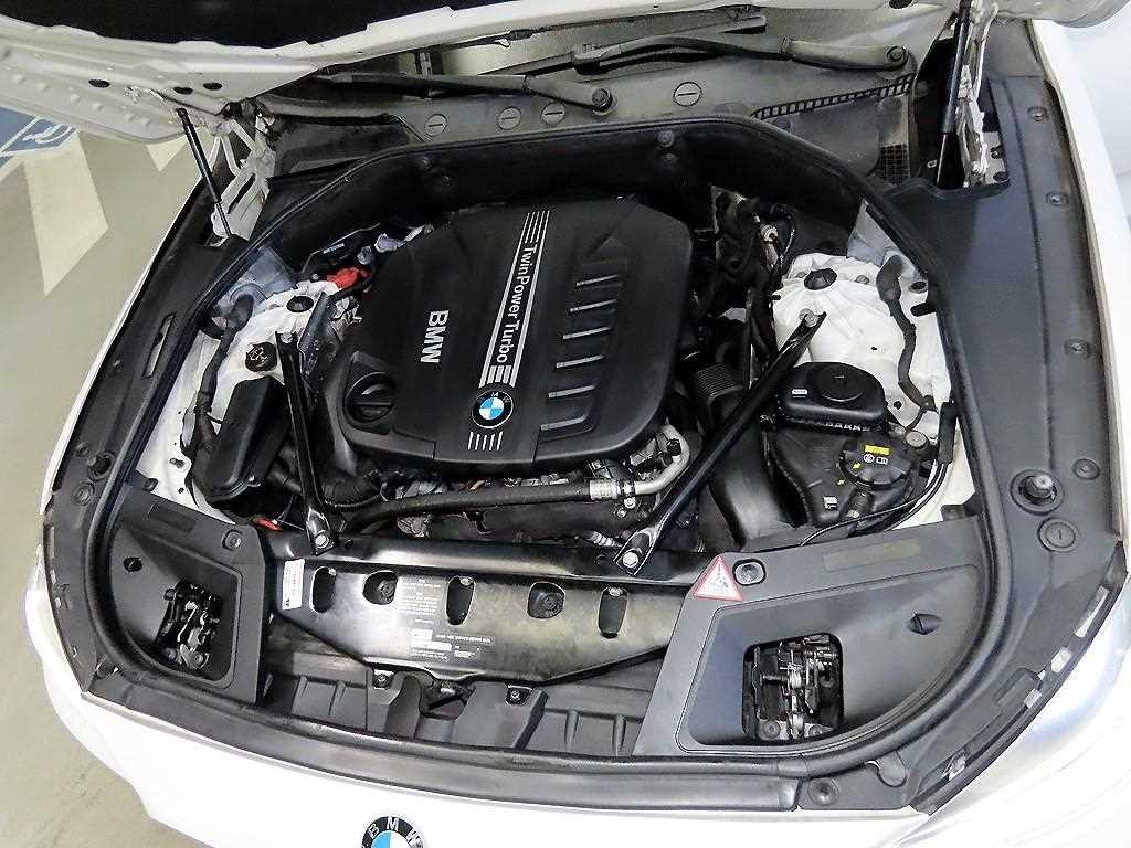 BMW 그란투리스모 5시리즈 GT (F07) GT 30d xDRIVE 이미지 19