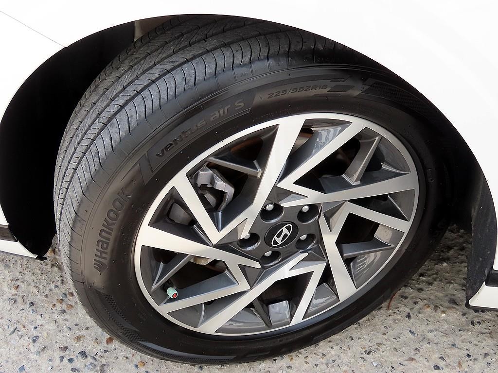 현대 그랜저 그랜저 (GN7) 가솔린 2.5 2WD 익스클루시브 이미지 20