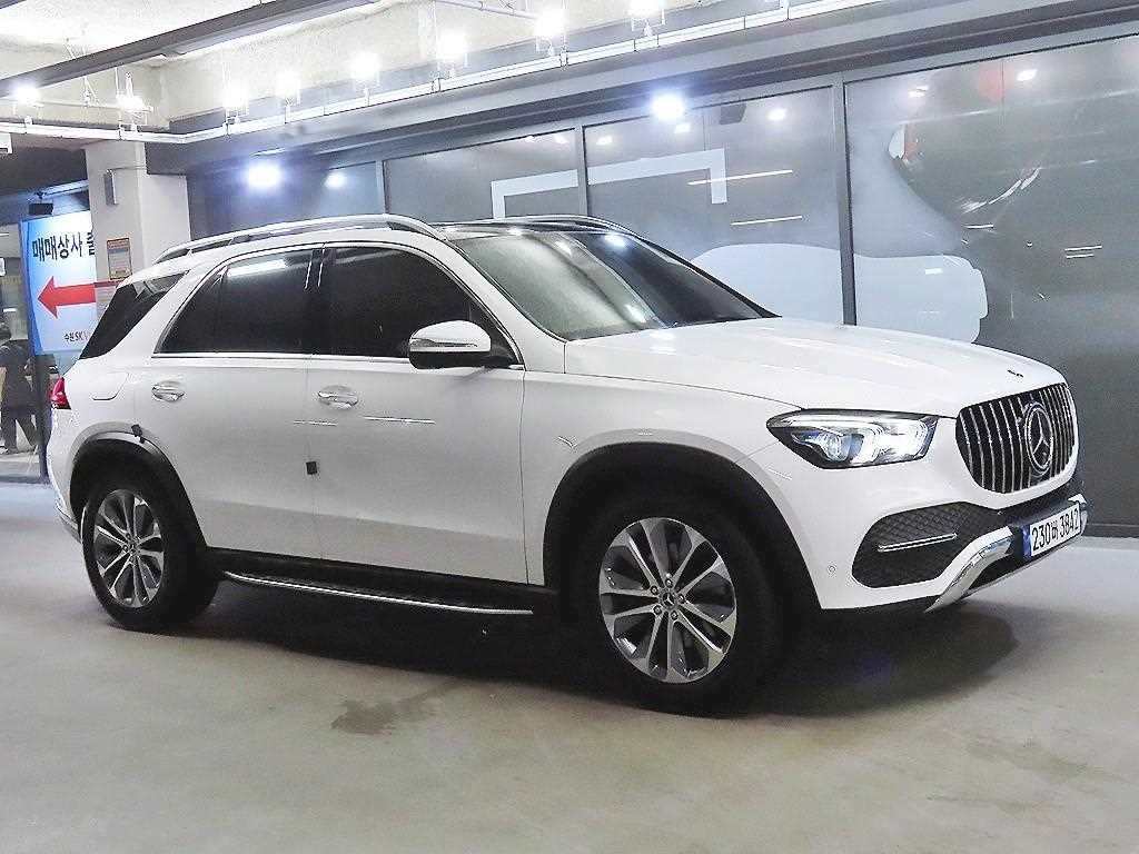 벤츠 GLE 클래스 GLE 클래스 W167 GLE 300d 4MATIC 이미지 1