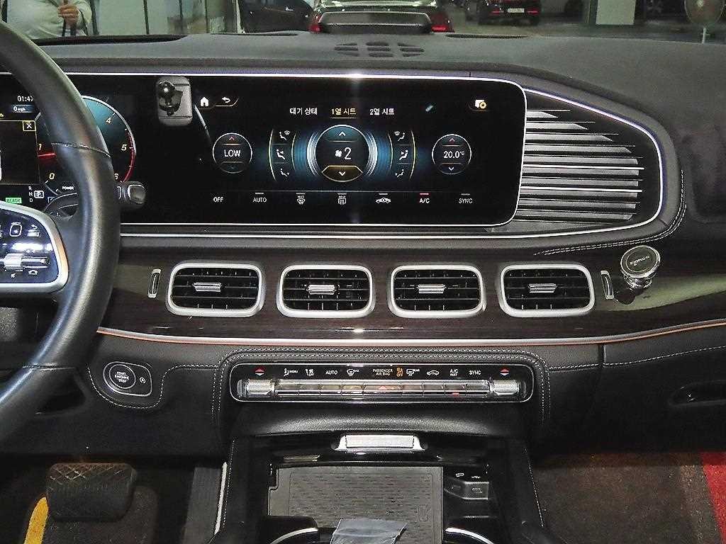 벤츠 GLE 클래스 GLE 클래스 W167 GLE 300d 4MATIC 이미지 11
