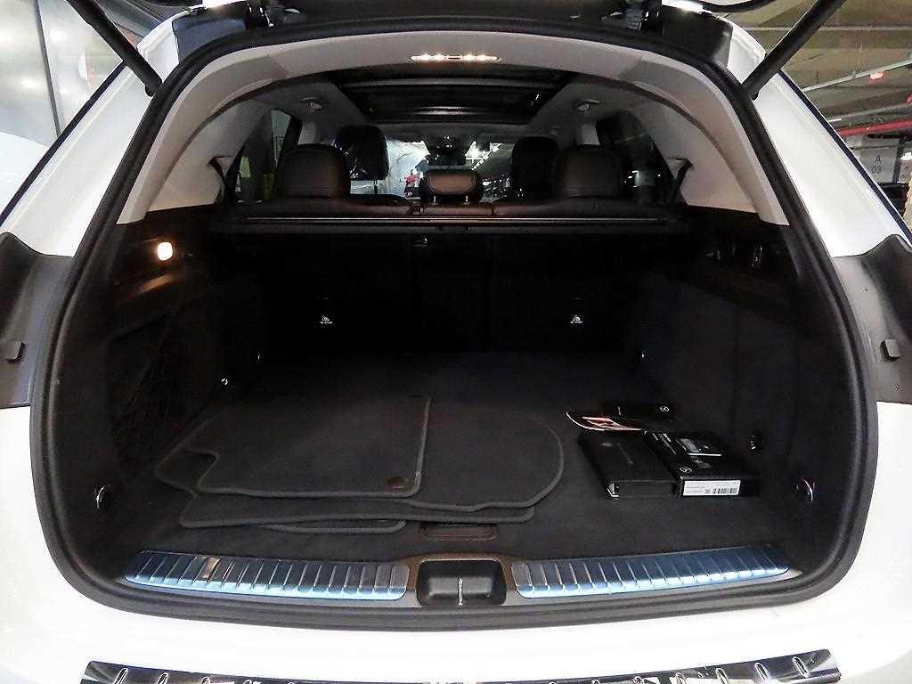 벤츠 GLE 클래스 GLE 클래스 W167 GLE 300d 4MATIC 이미지 16