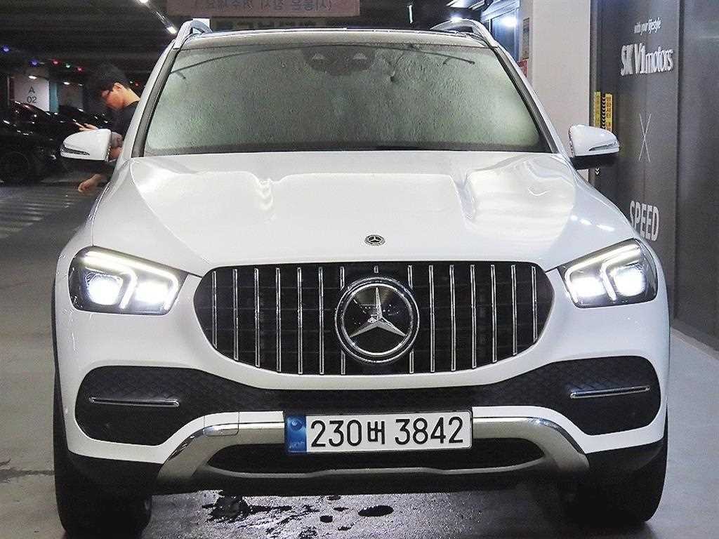 벤츠 GLE 클래스 GLE 클래스 W167 GLE 300d 4MATIC 이미지 2