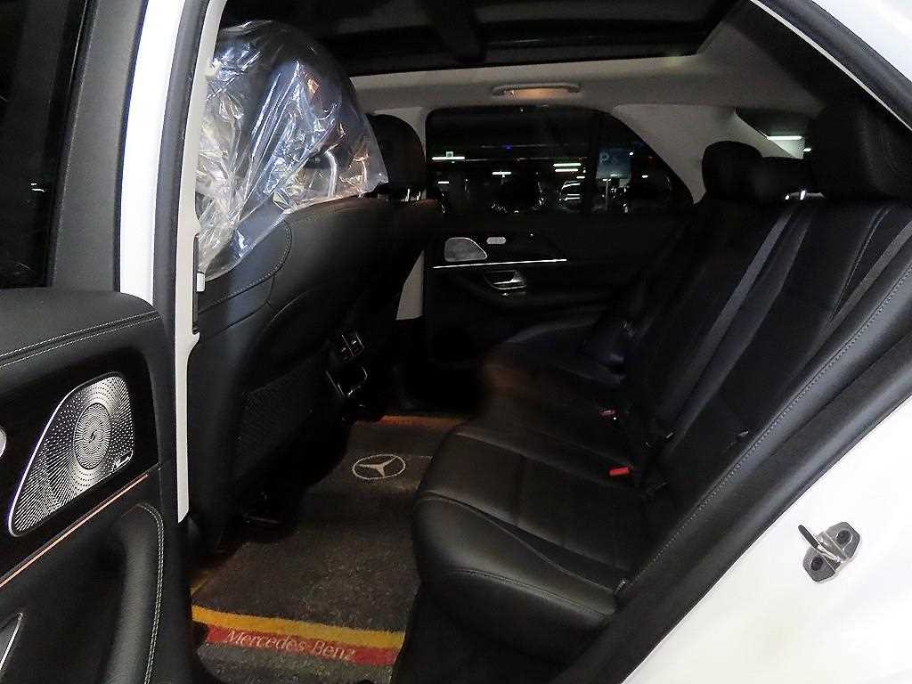 벤츠 GLE 클래스 GLE 클래스 W167 GLE 300d 4MATIC 이미지 7