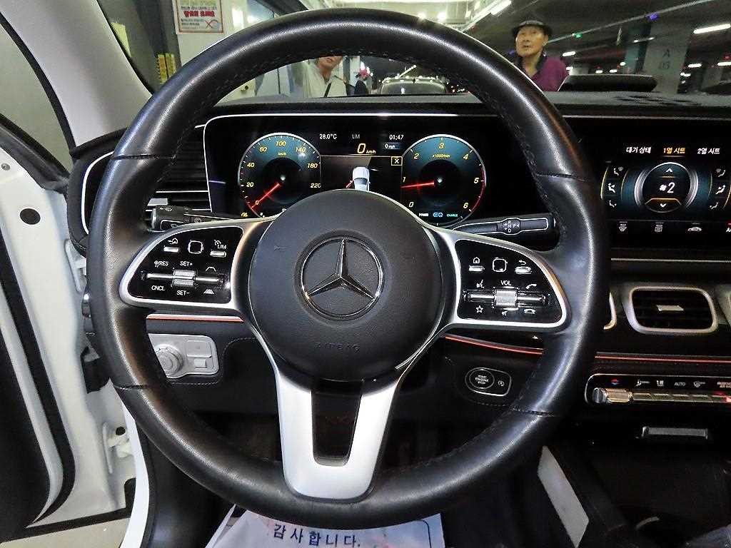 벤츠 GLE 클래스 GLE 클래스 W167 GLE 300d 4MATIC 이미지 8