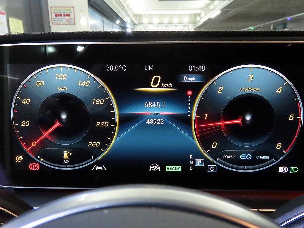 벤츠 GLE 클래스 GLE 클래스 W167 GLE 300d 4MATIC 이미지 9