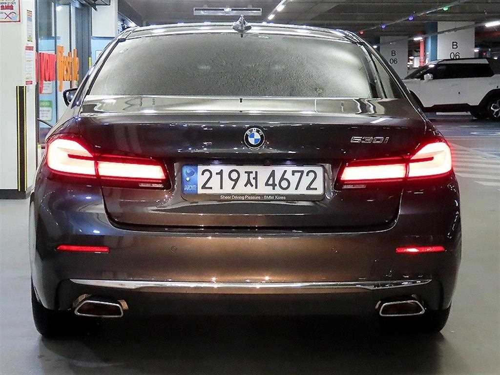 BMW 5시리즈 5시리즈 (G30) 520i 럭셔리 이미지 5