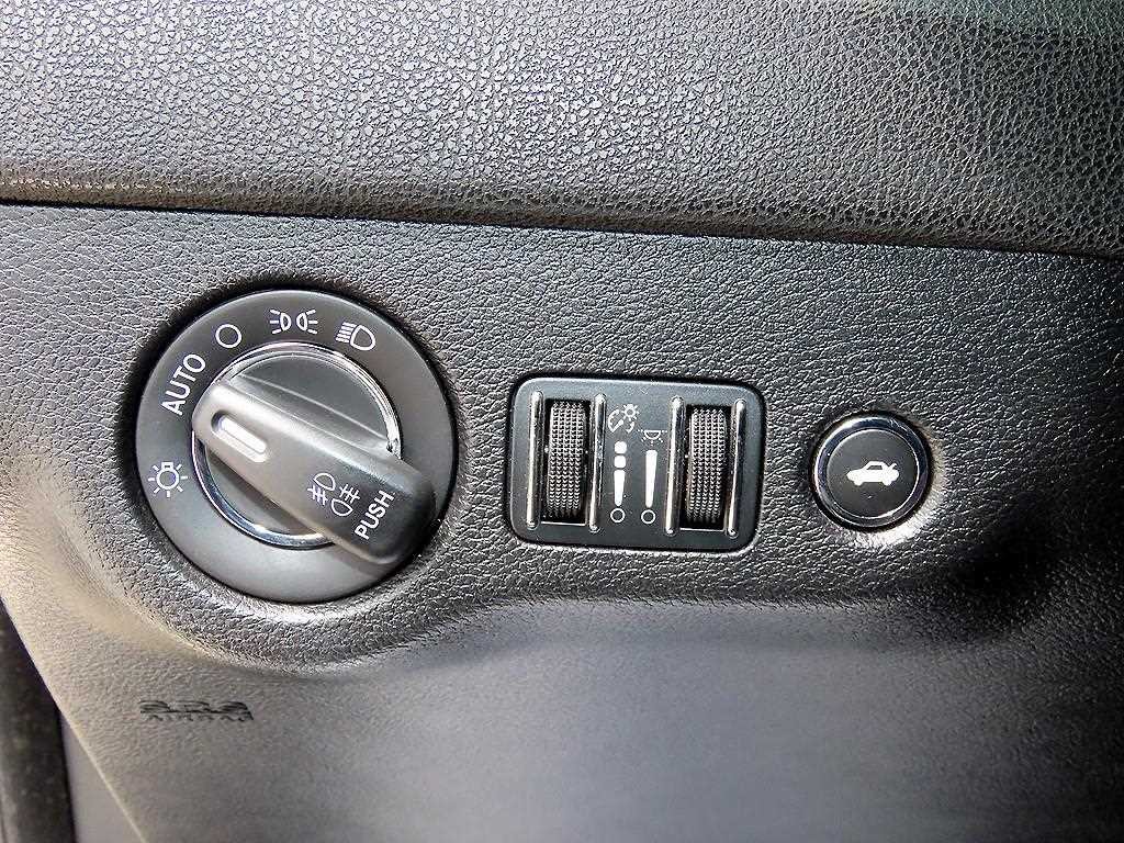크라이슬러 300C 더뉴300C 3.6 이미지 12