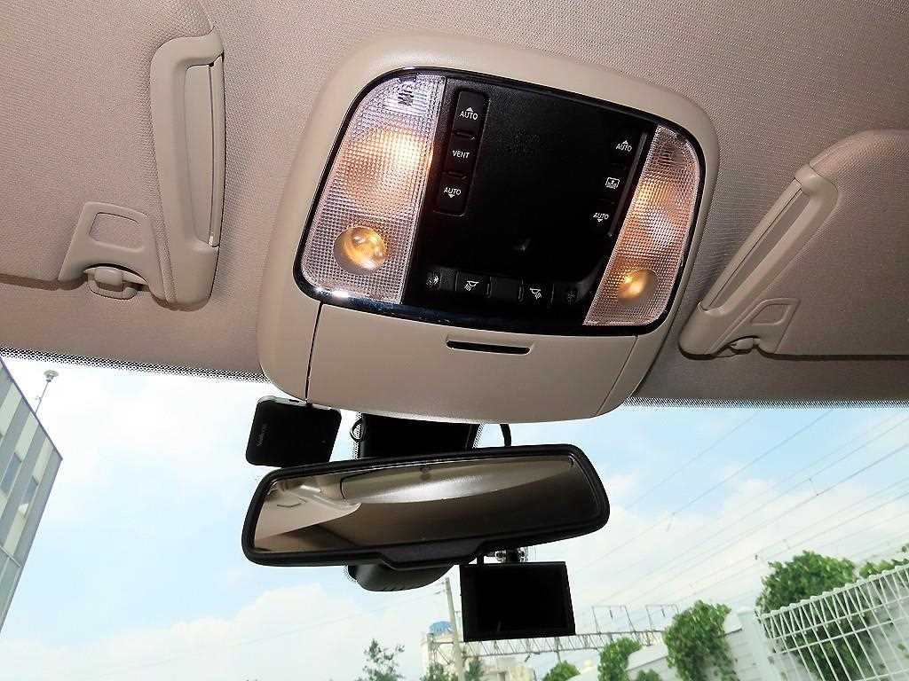 크라이슬러 300C 더뉴300C 3.6 이미지 16