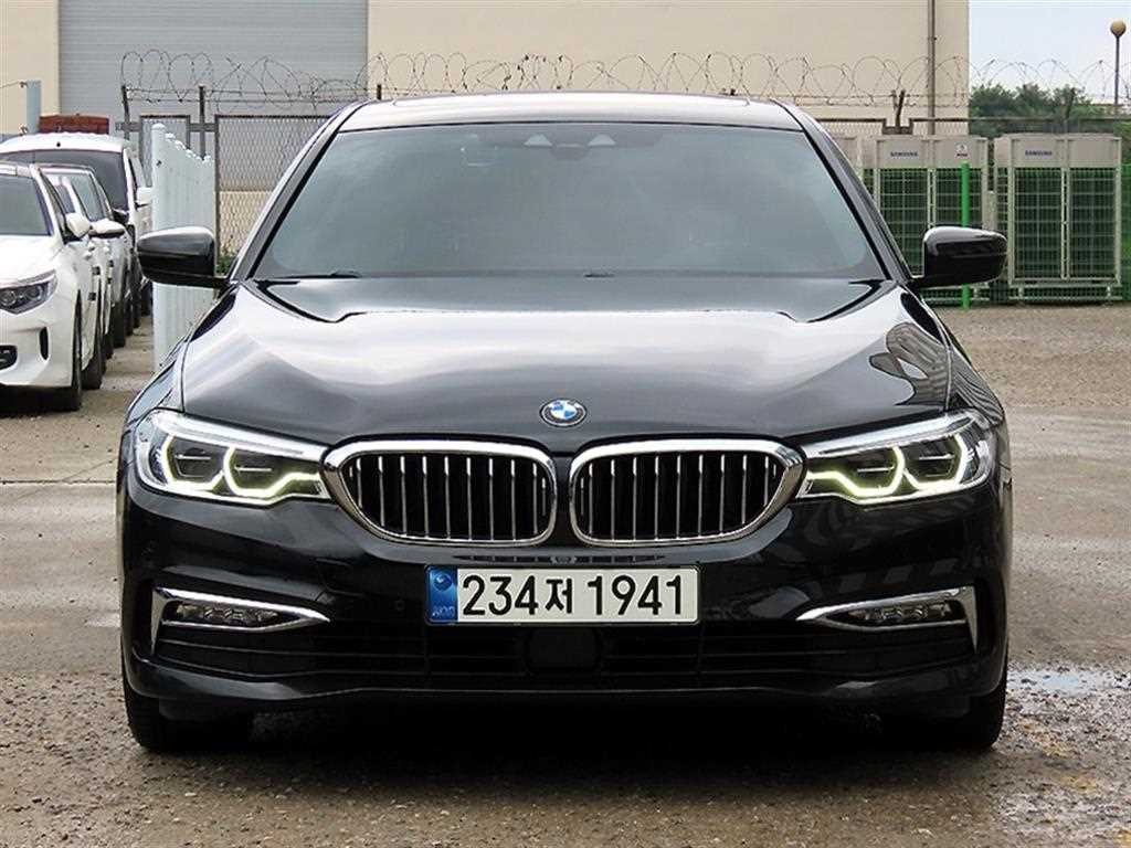 BMW 5시리즈 5시리즈 (G30) 530i 럭셔리 플러스 이미지 1