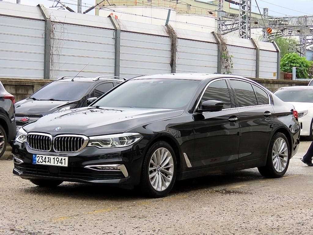 BMW 5시리즈 5시리즈 (G30) 530i 럭셔리 플러스 이미지 2