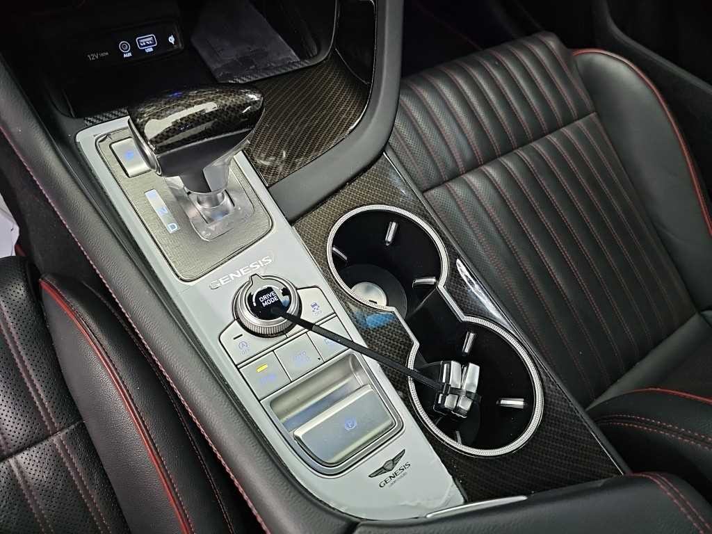 제네시스 G70 2.0T AWD 스포츠 패키지 이미지 8