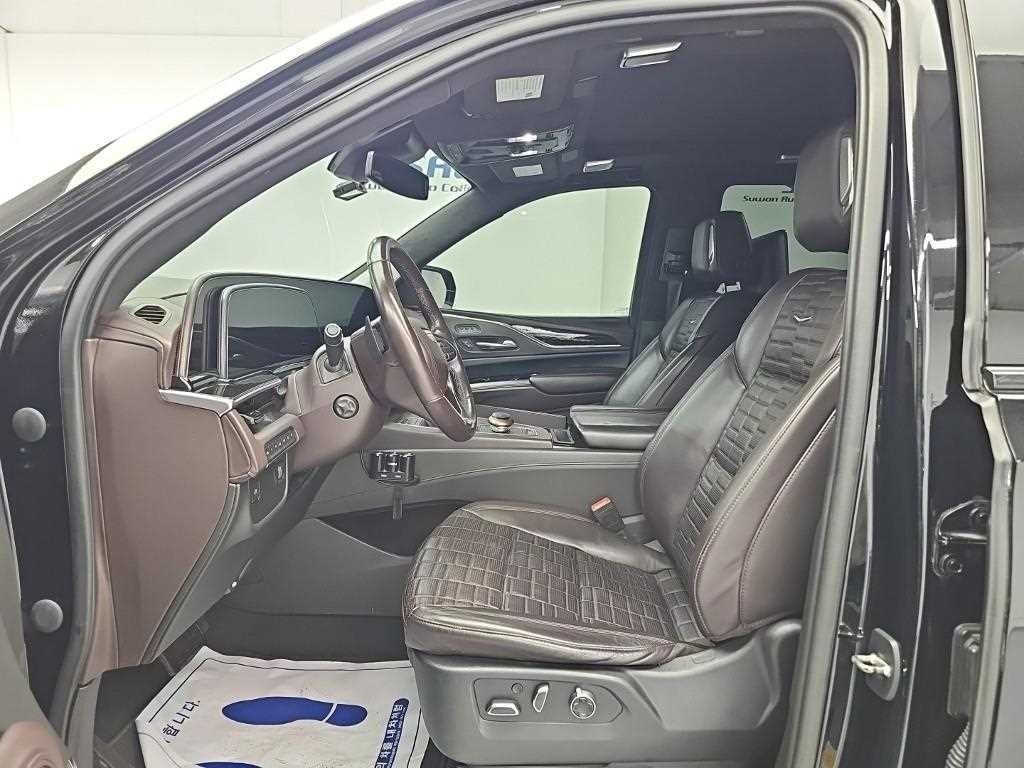 캐딜락 에스컬레이드 6.2 V8 플래티넘 이미지 10