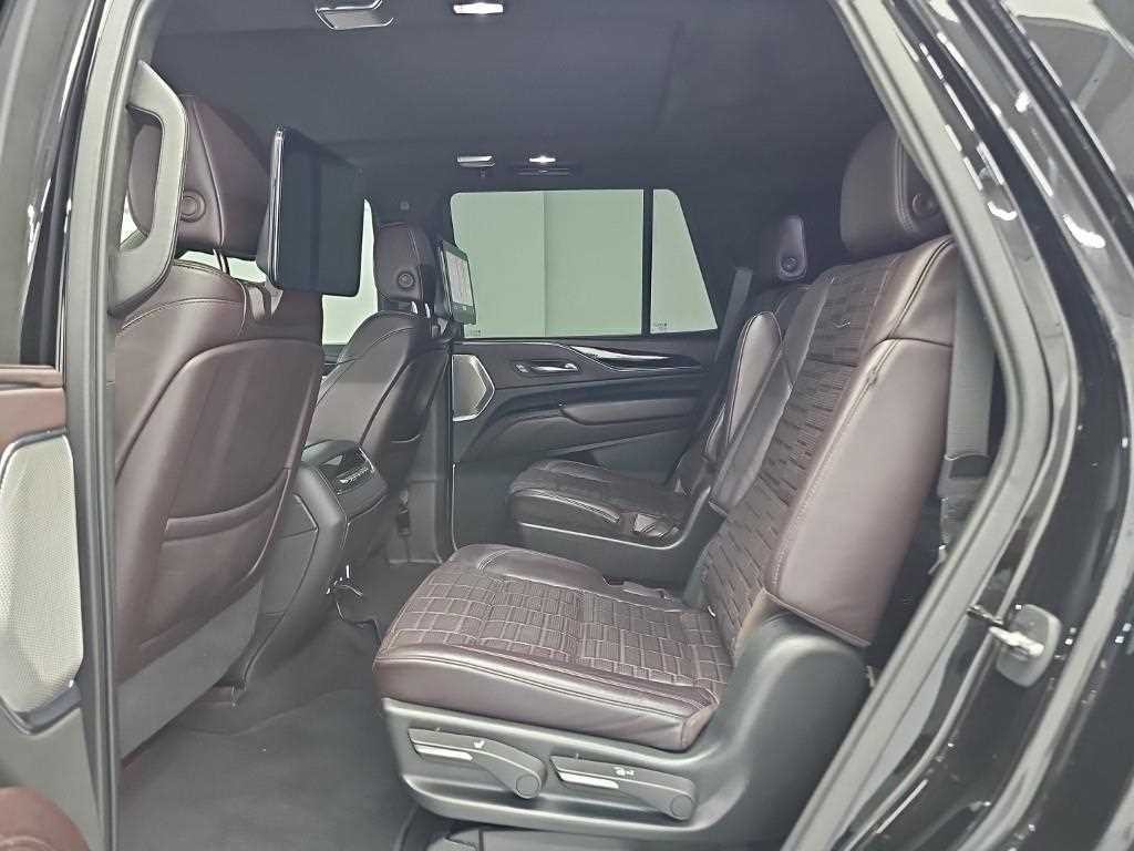 캐딜락 에스컬레이드 6.2 V8 플래티넘 이미지 11