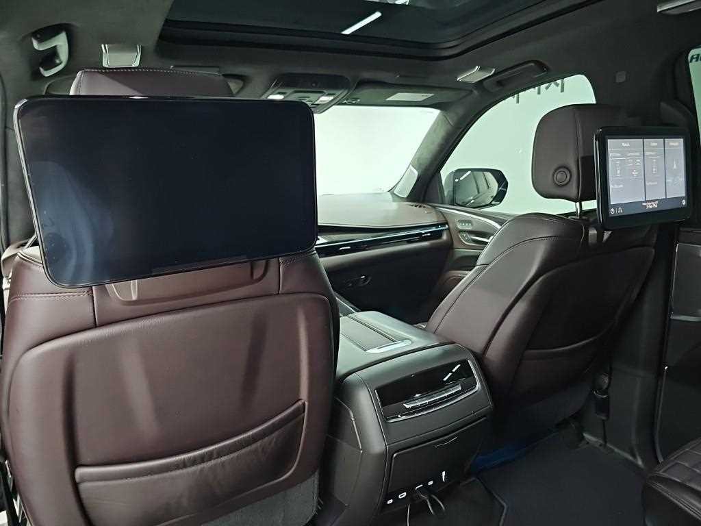 캐딜락 에스컬레이드 6.2 V8 플래티넘 이미지 13
