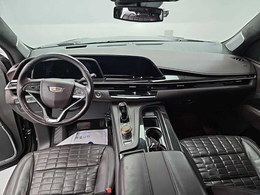 캐딜락 에스컬레이드 6.2 V8 플래티넘 이미지 18