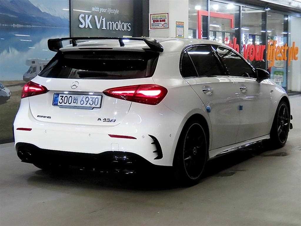벤츠 A 클래스 A클래스 W177 AMG A45 S 4MATIC+ 이미지 4