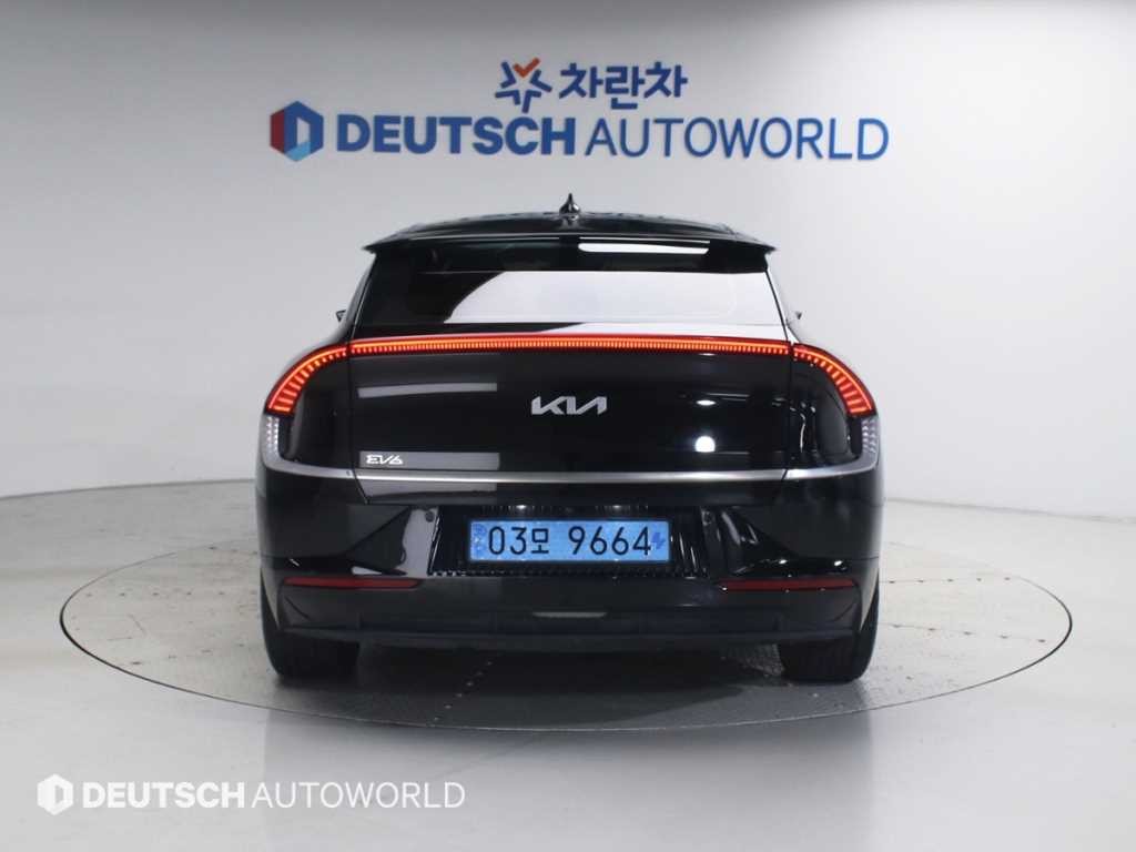 기아 EV6 롱레인지 AWD 어스 이미지 4